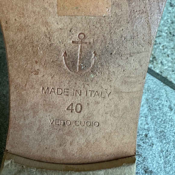 Joie A La Plage Nice Metallic Embossed Leather Thong Sandals in Rose Gold, 10 - Picture 7 of 11